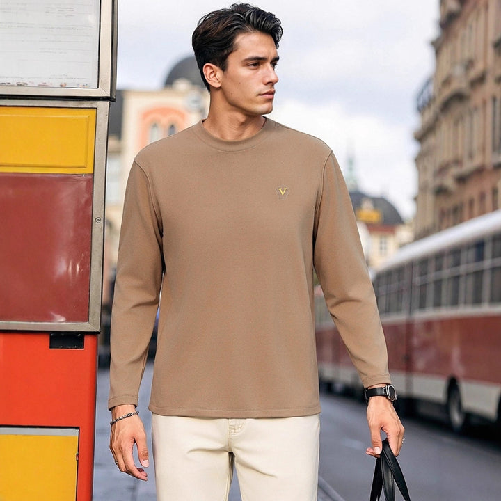 High-quality knitted sweater with embroidery for men