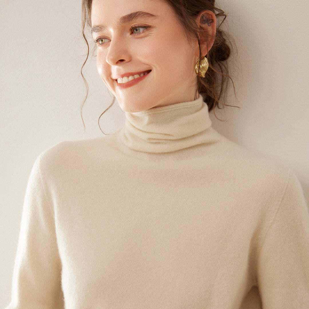 Soft cashmere sweater with stand-up collar