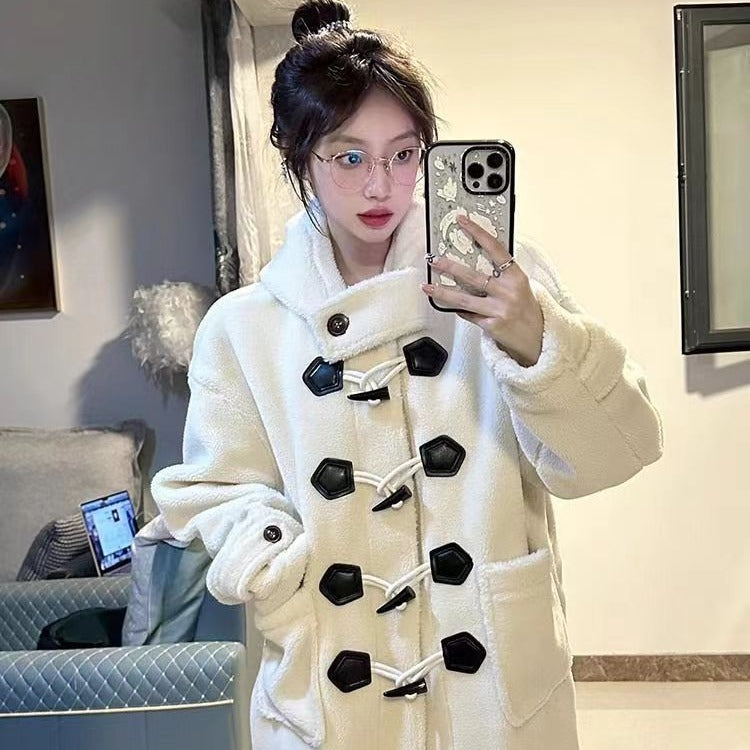 Sheepskin imitation coat with toggle buttons for women