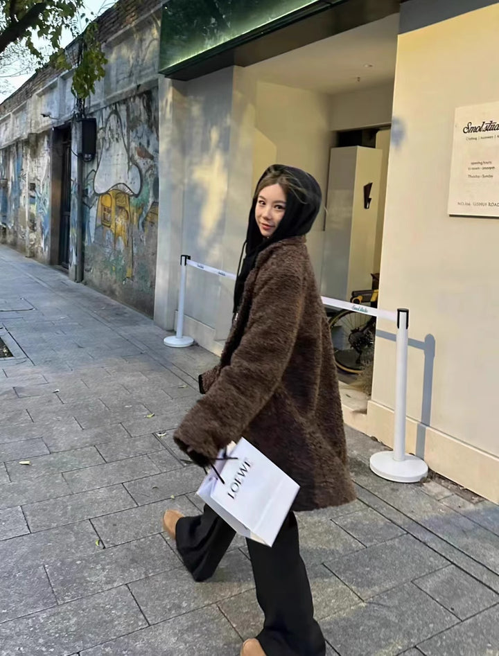 Thick lamb fleece coat in teddy style for women