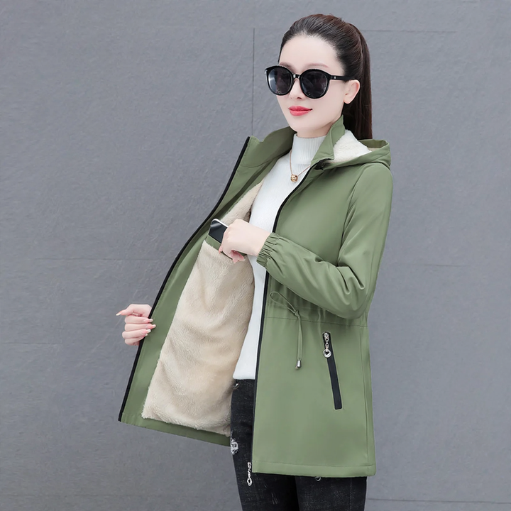 Ladies' hooded coat with lambskin lining, mid-length