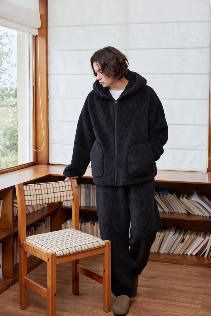 Men's house suit with stand-up collar and zipper