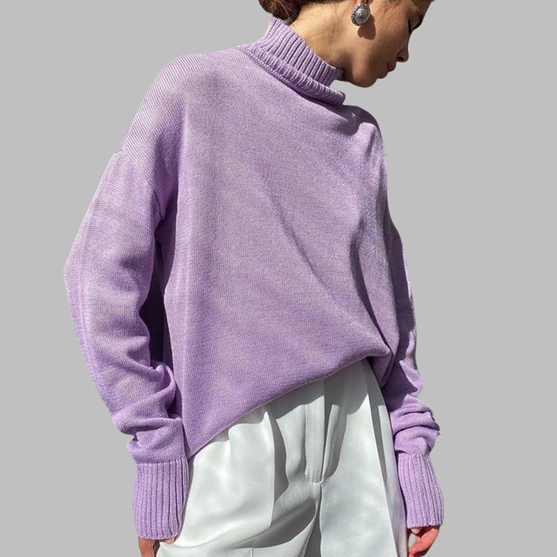 Casual turtleneck sweater in classic design