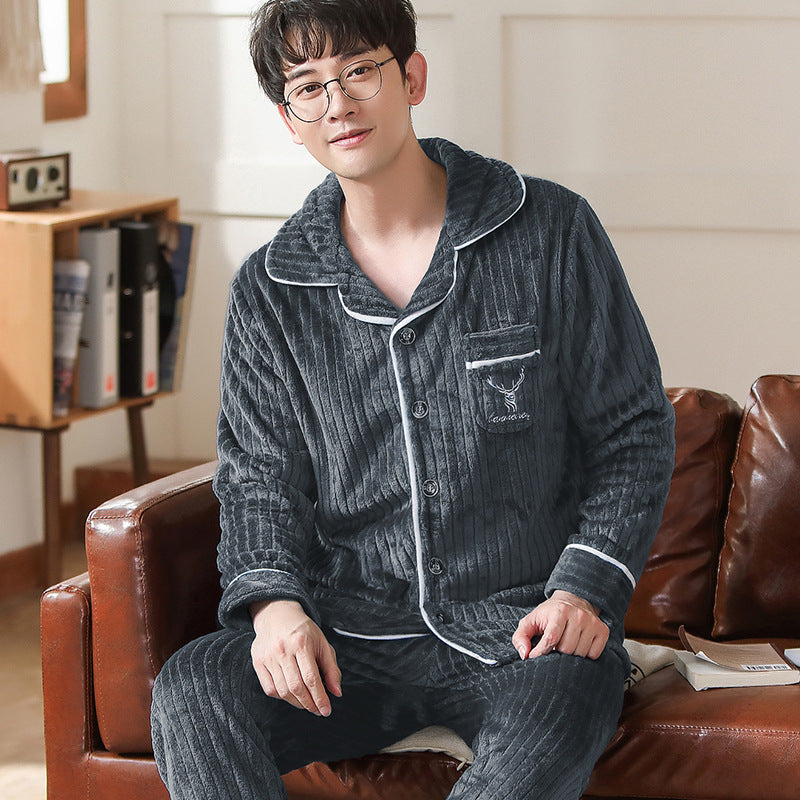 Men's pajamas made of thick coral fleece and flannel
