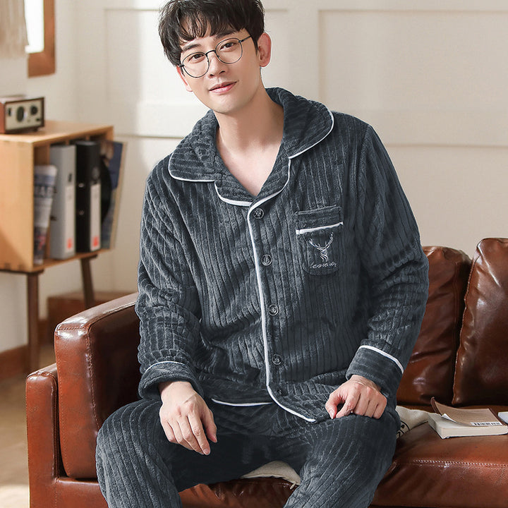 Men's pajamas made of thick coral fleece and flannel