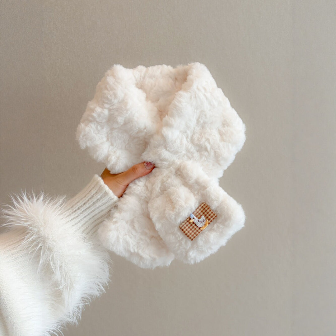 Fluffy faux fur scarf, 80x11 cm