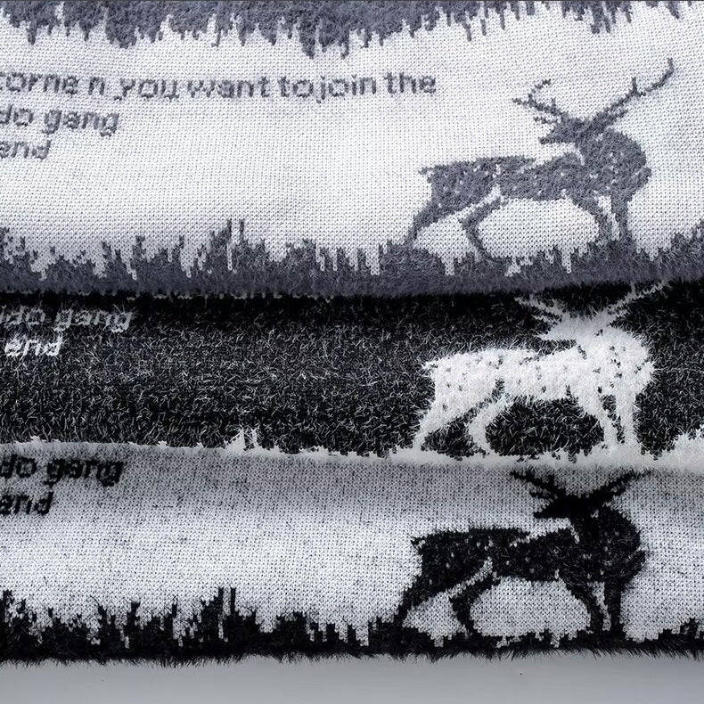Men's knitted sweater with reindeer motif and stand-up collar