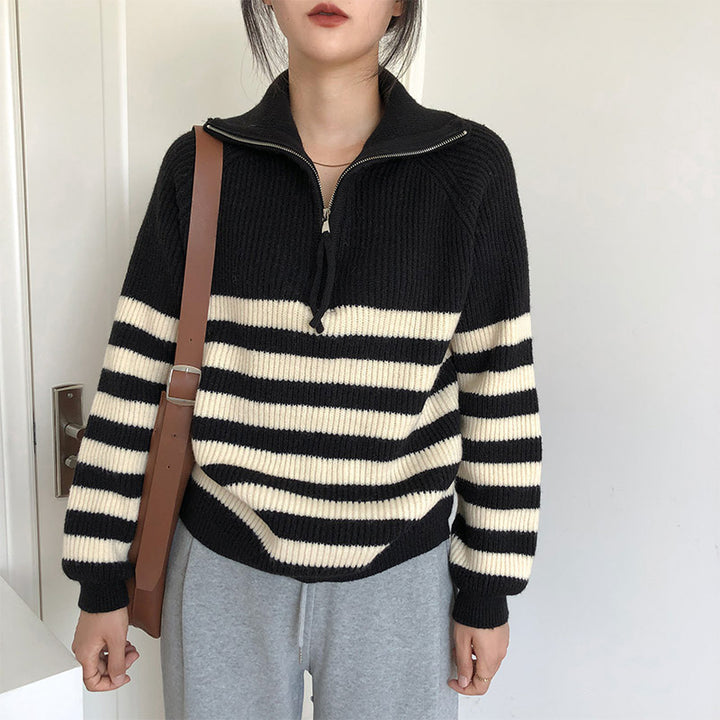 Women's zip-up cardigan with stripe pattern