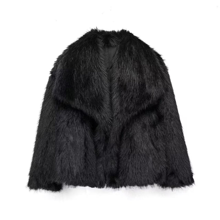 Fashionable faux fur coat with large lapels