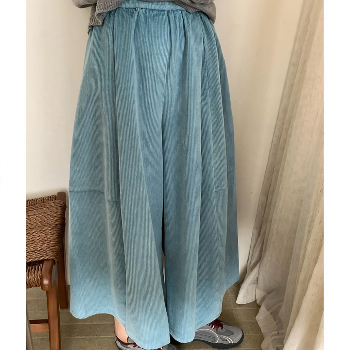 Women's corduroy pants with wide leg and elastic waistband