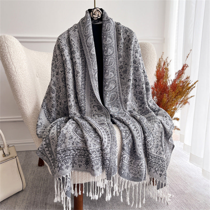 Jacquard scarf with fringes, 70x180 cm