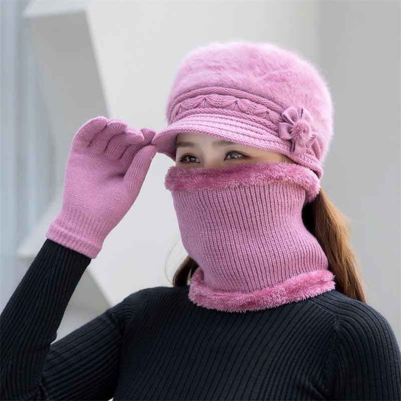 Ladies' knitted hat, warm and stylish