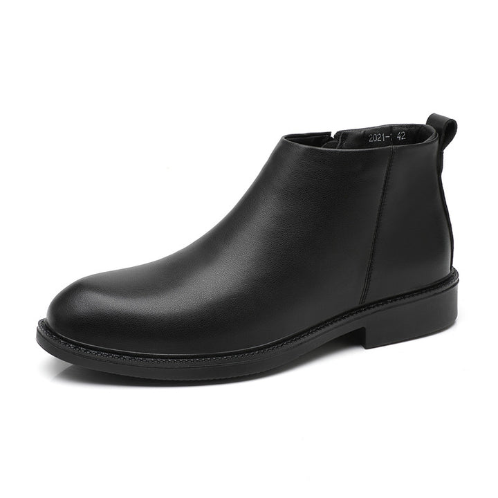 Men's Chelsea boots in English style