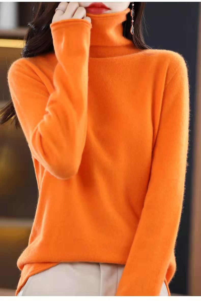 Women's wool turtleneck sweater, fitted