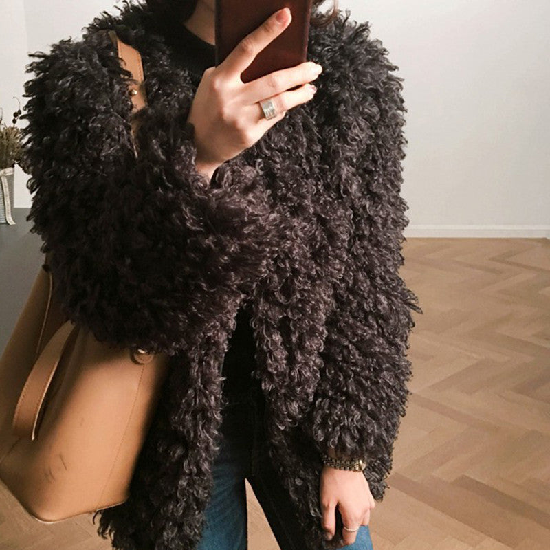 Loose teddy coat made of lambswool