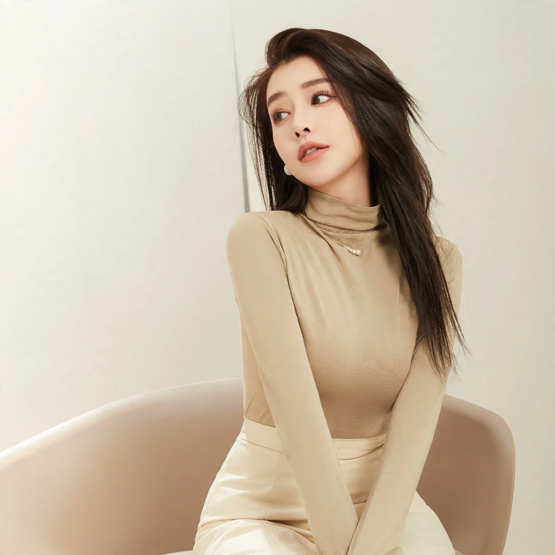 Women's Underlayer Top with Turtleneck