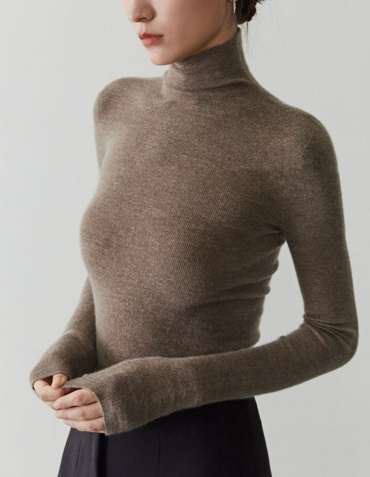 Women's cashmere sweater with stand-up collar, seamless