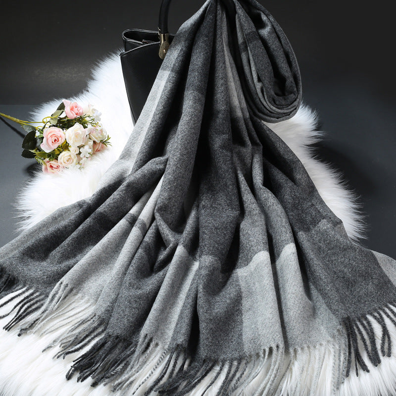 Long scarf in plaid pattern, warm winter accessory