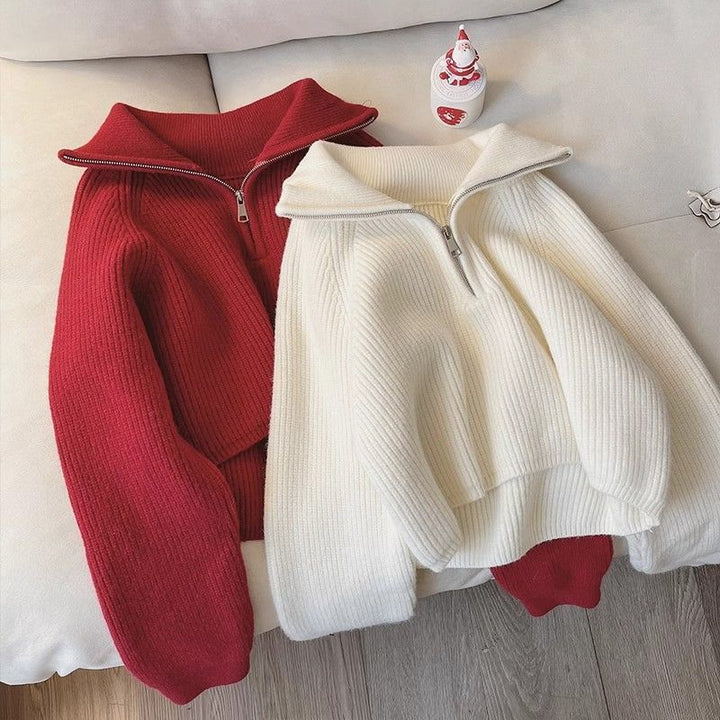 Loose knit sweater with zipper and lapel collar