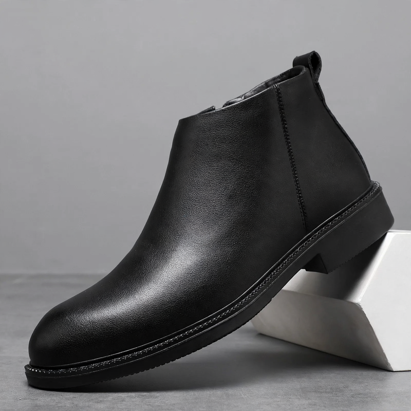 Men's Chelsea boots in English style