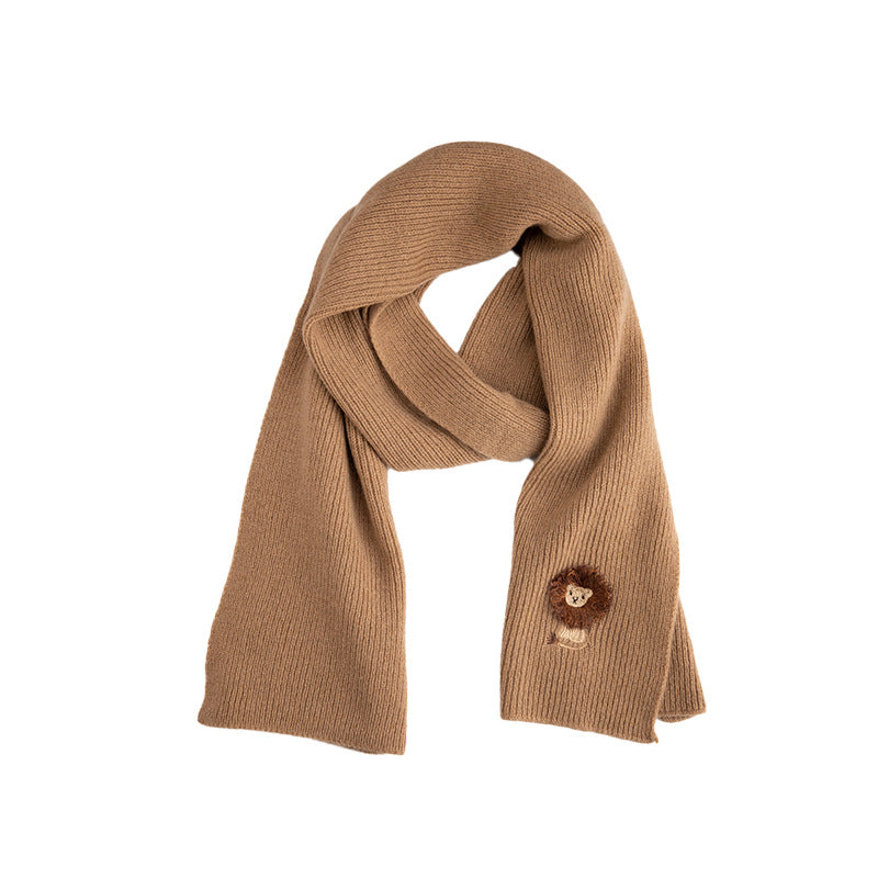 Merino wool scarf with lion embroidery, 32x160 cm