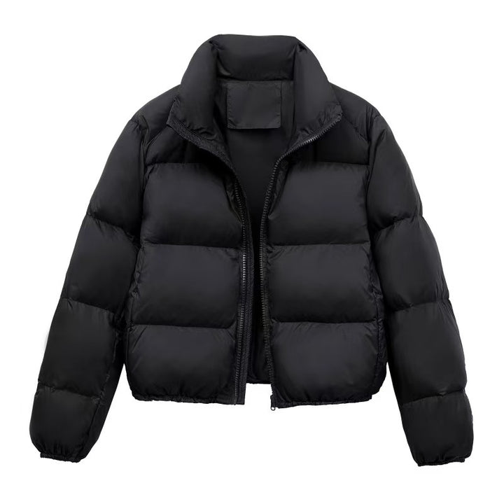 Short women's quilted jacket with zipper