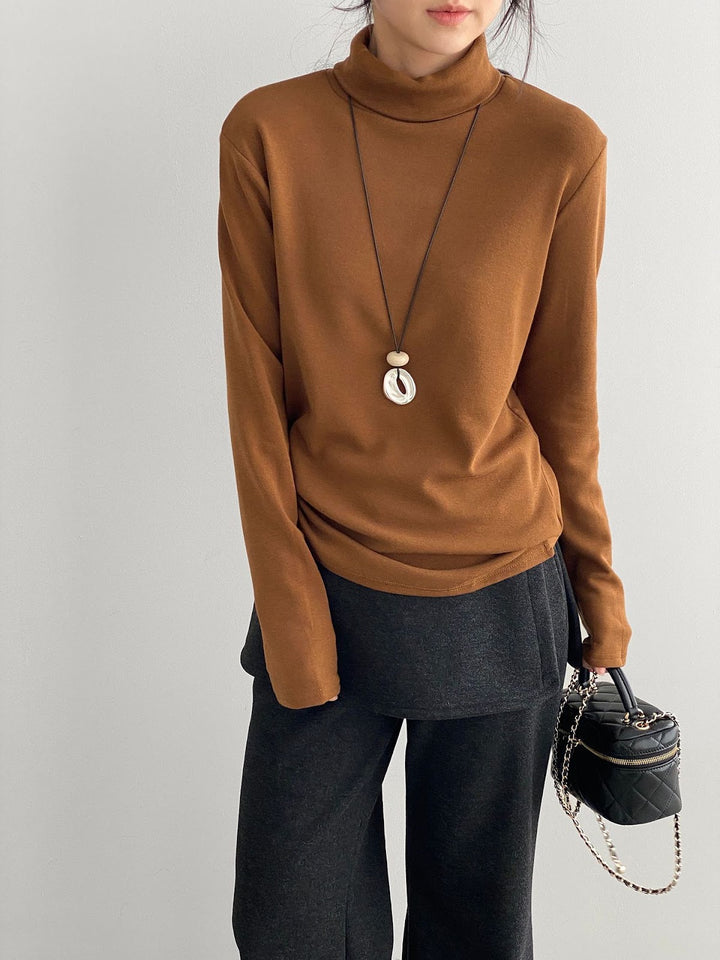 Women's knitted sweater with stand-up collar, soft