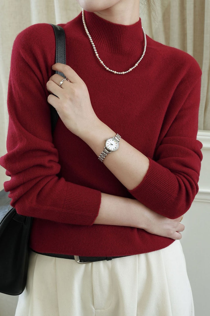 Women's wool sweater with stand-up collar, loosely knitted