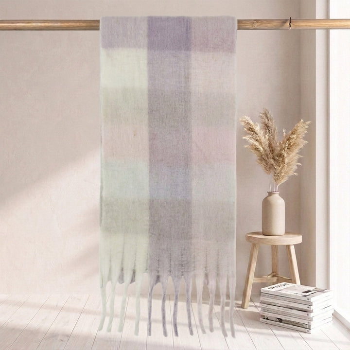 Checkered scarf in mohair look, warm for autumn and winter