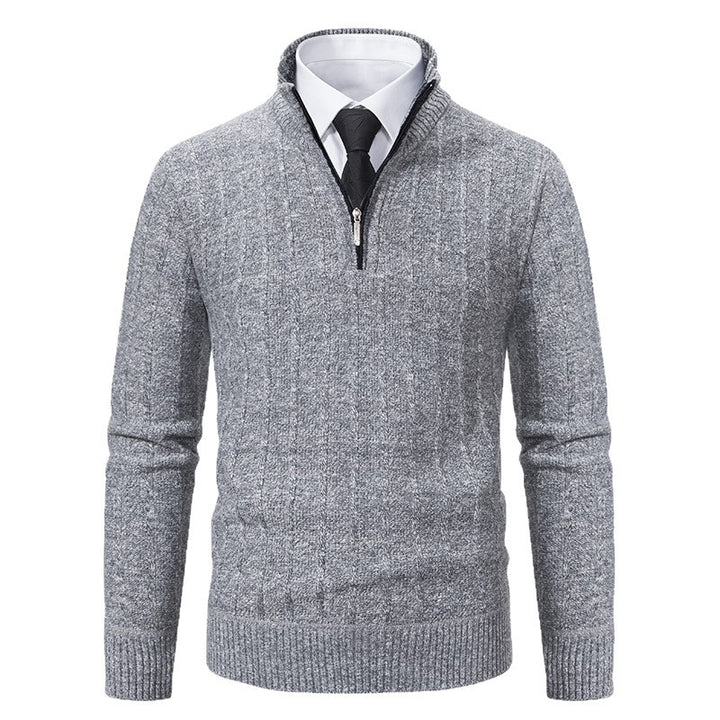 Men's knit pullover with zipper and lining