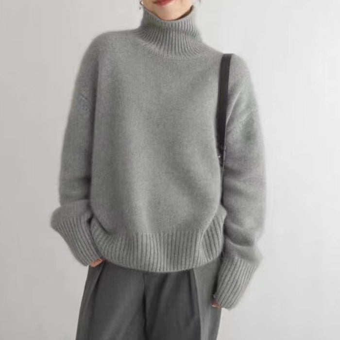 Women's wool sweater, high collar, loose fit