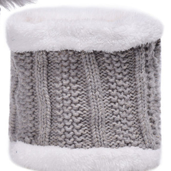 Knitted hat and scarf set, lined, for autumn and winter