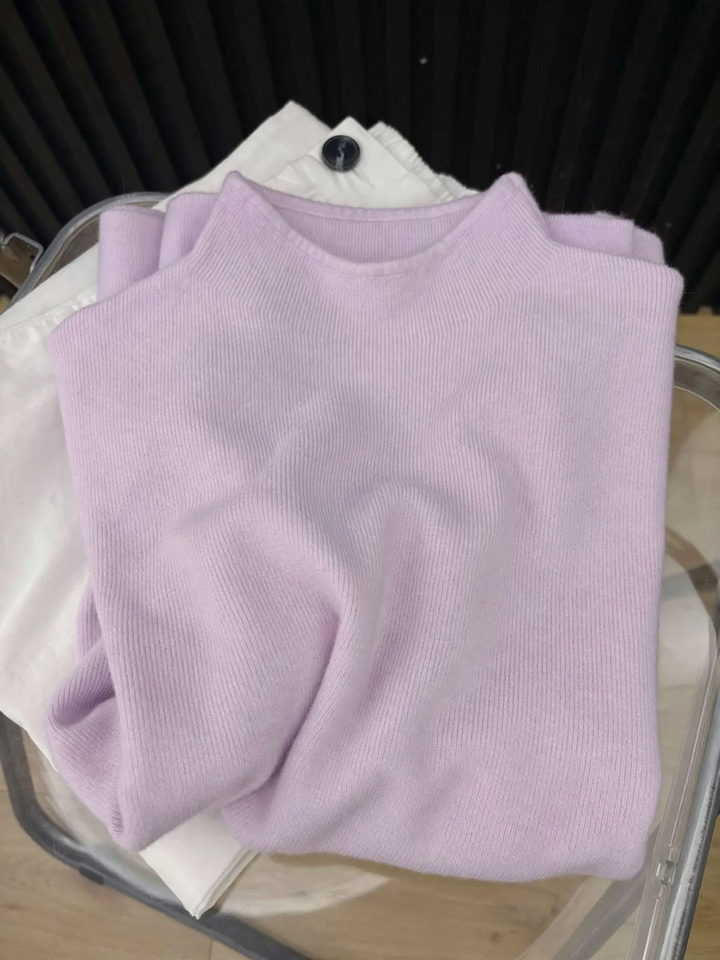 Women’s knit sweater with stand-up collar