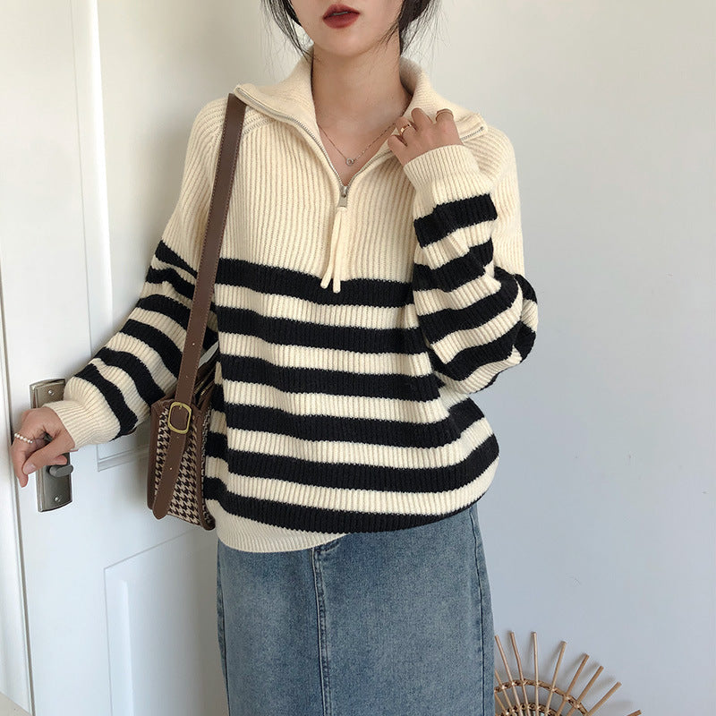 Women's zip-up cardigan with stripe pattern