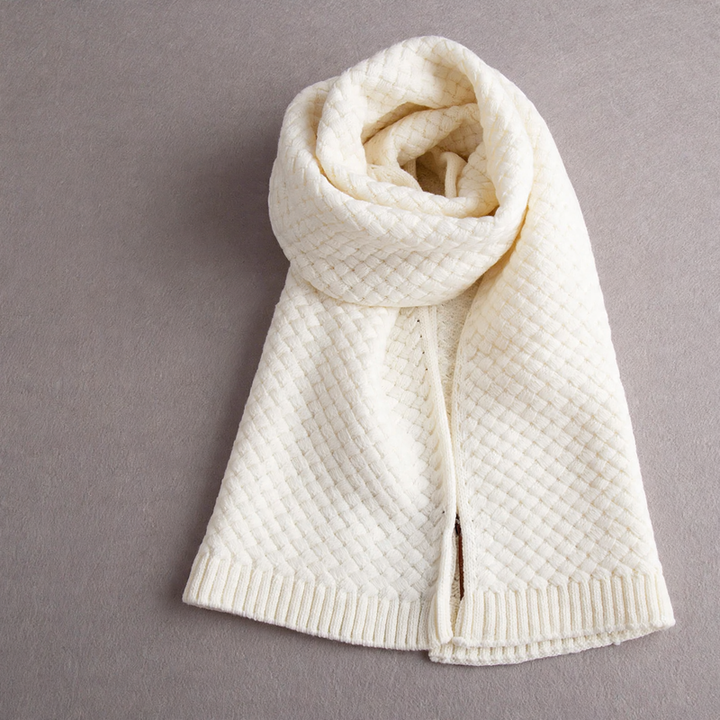 Knitted scarf made of pure merino wool, 185 cm