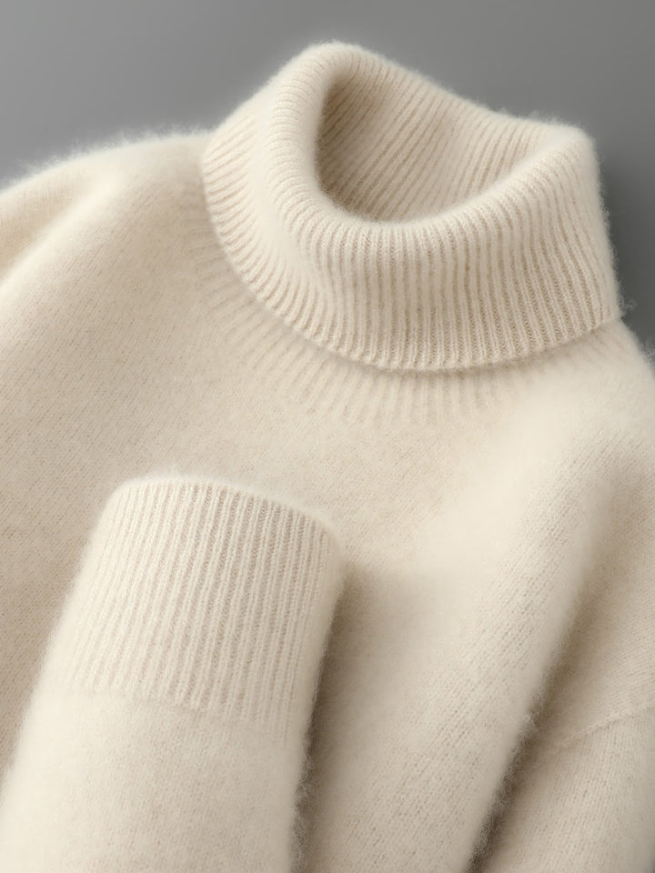 Men's sweater made of 100% wool with stand-up collar