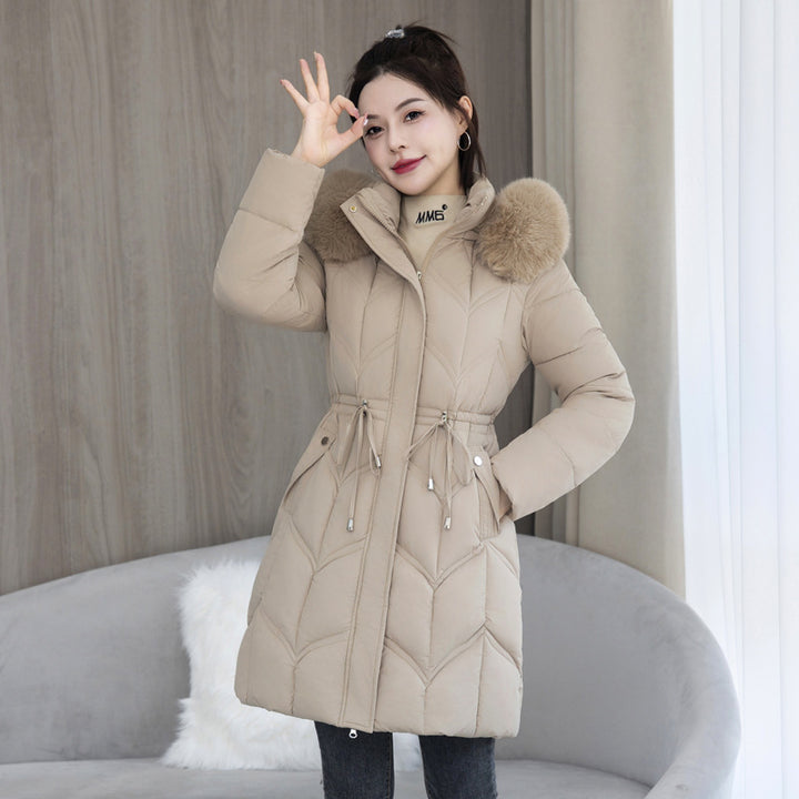 Long women's winter coat with faux fur collar
