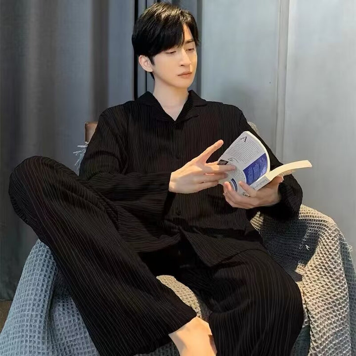 Men's pajamas made of pure cotton, loose fit