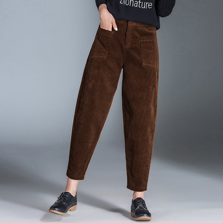 Cord pants in carrot cut, 7/8 length