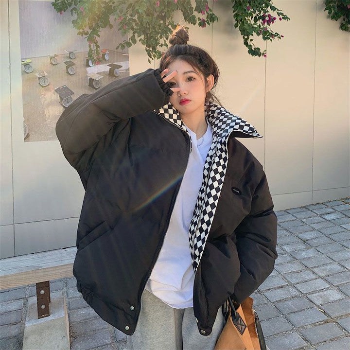 Short women's quilted jacket with stand-up collar