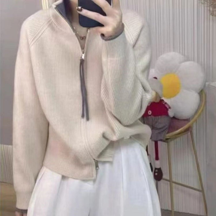 Women's cardigan with zipper and color block design