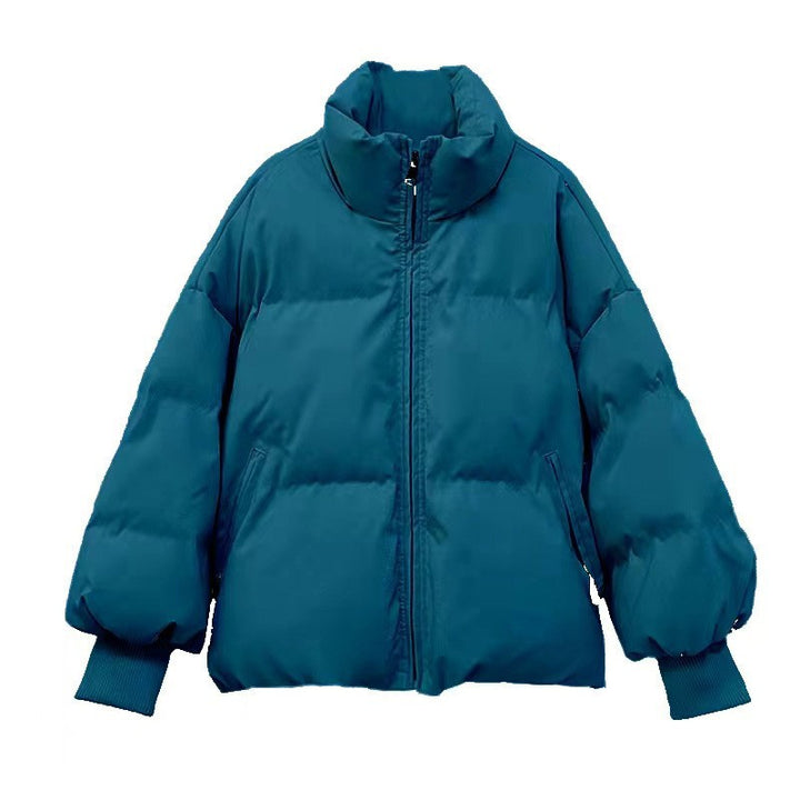 Short women's winter jacket with ribbed cuffs