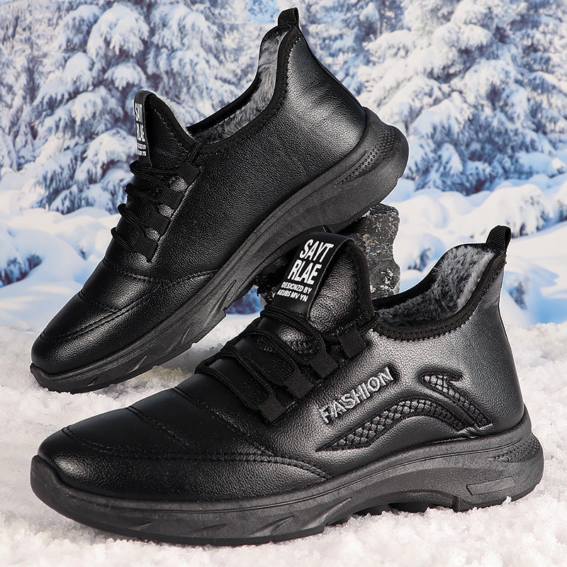 Warm men's winter boots with synthetic fur lining