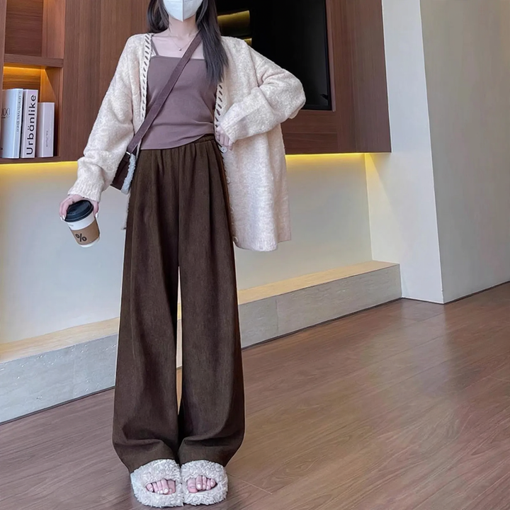 Padded corduroy knitted trousers with high waist