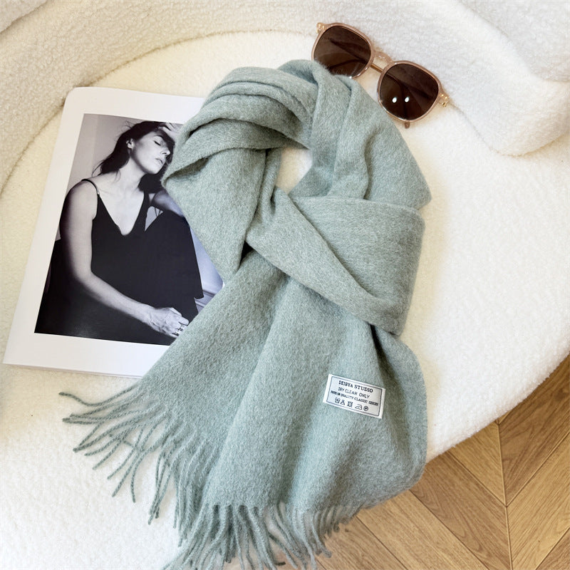Wool scarf made of 100% wool with fringes, 180x30cm