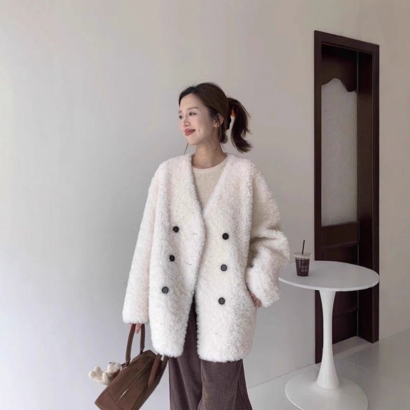 Women’s wool coat, 100% sheep wool, V-neck