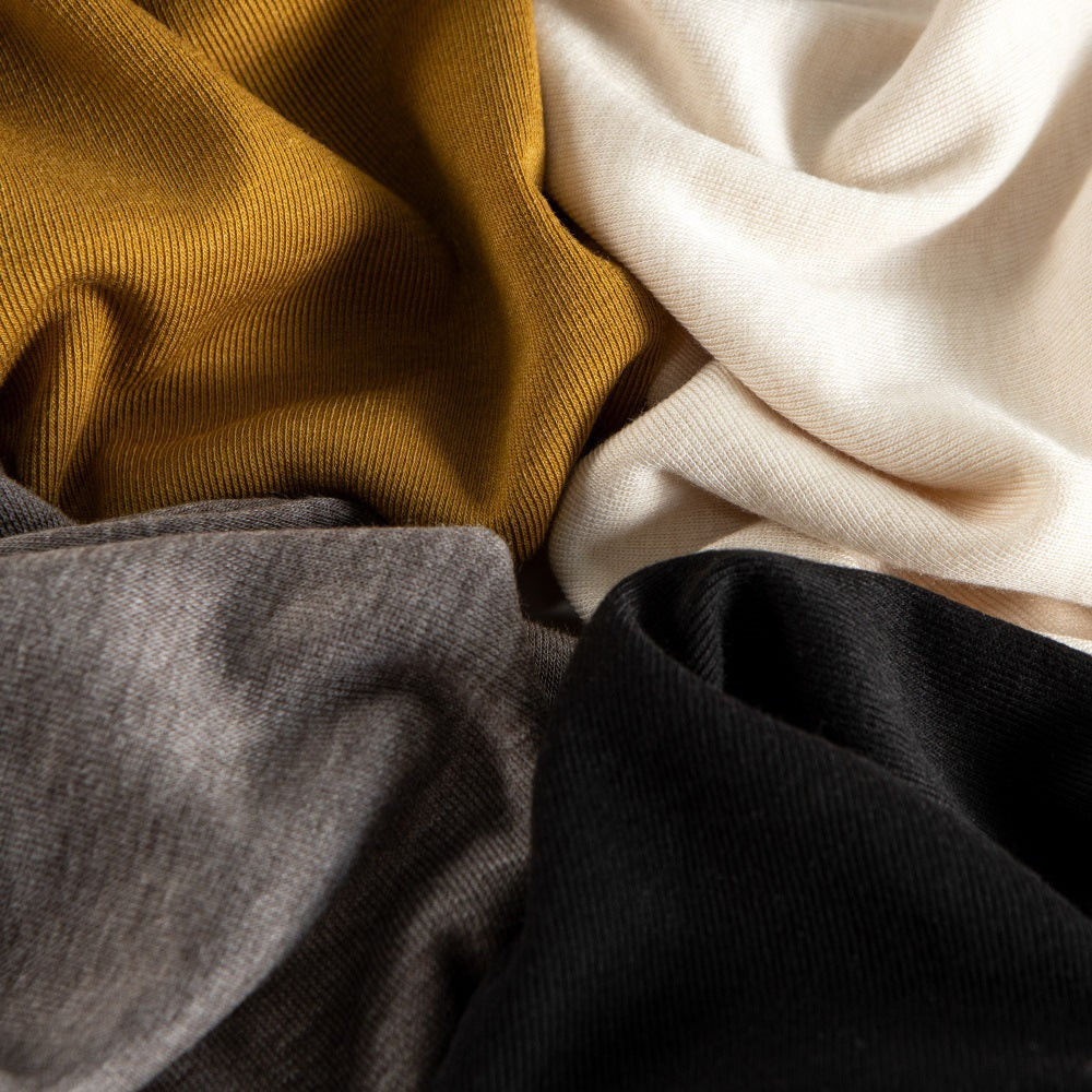 Elegant women's turtleneck sweater made of silk blend