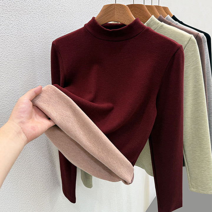 Women's turtleneck sweater made of wool blend fabric