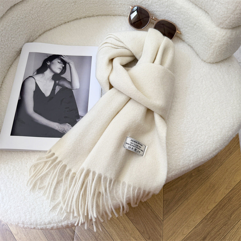 Wool scarf made of 100% wool with fringes, 180x30cm
