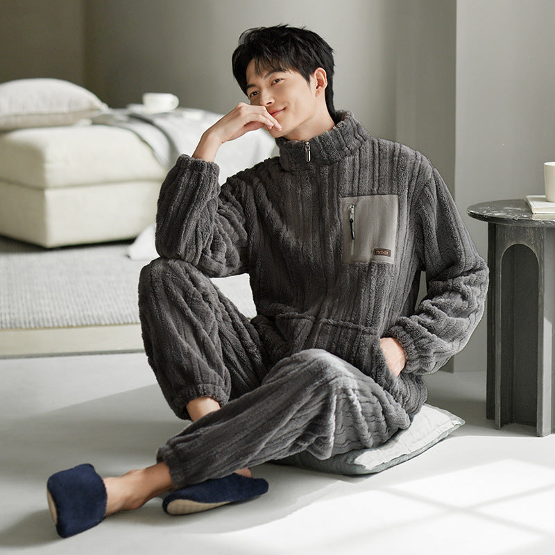 Warmer Herren-Pajama mit Reißverschluss